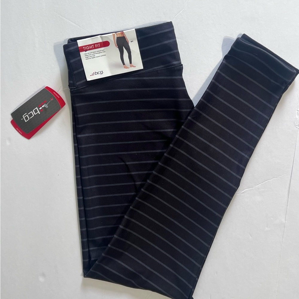 BCG NWT Women’s Black Striped Leggings L